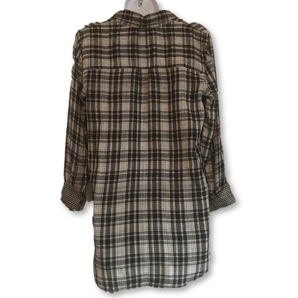 MADEWELL - Lightweight Black & White Plaid Button Down Top - Picture 3 of 7